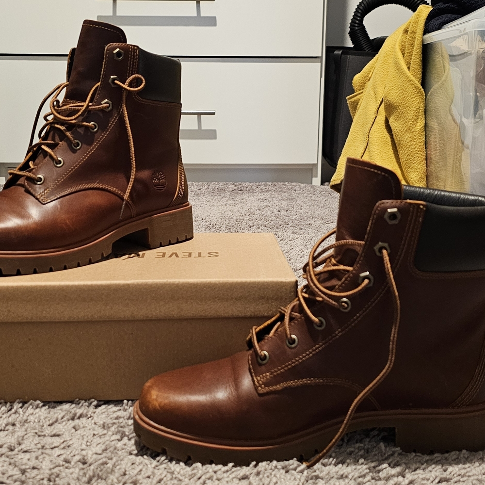 Timberland Brown Lace Up Boots with Durable Sole